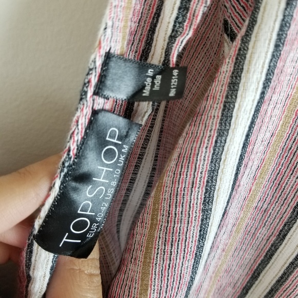 TOPSHOP - Strpe cold shoulder playsuit size M - Picture 7 of 8